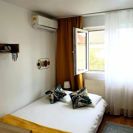 Cozy Stadium Apartament
